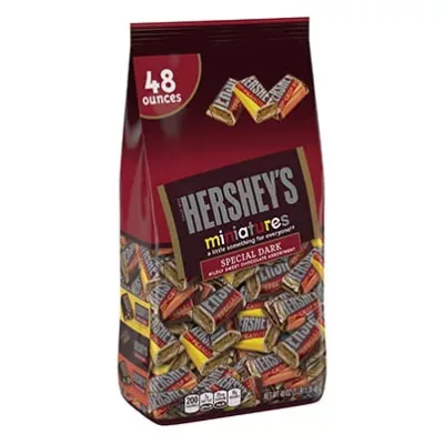 Hershey's Special Dark Chocolate Miniatures, 7g Saturated Fat, 48 oz.